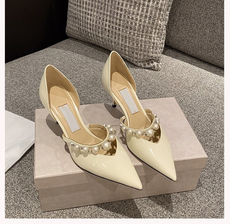 2021 New Hollow High Heels Women's Stiletto Pearl Pointed Wedding Shoes
